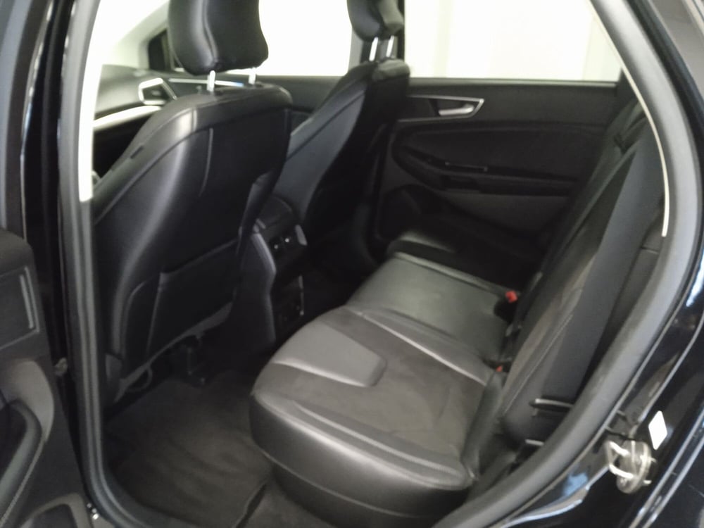 Ford Edge usata a Torino (18)