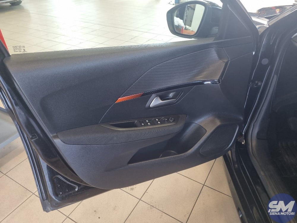 Peugeot 208 usata a Siena (15)