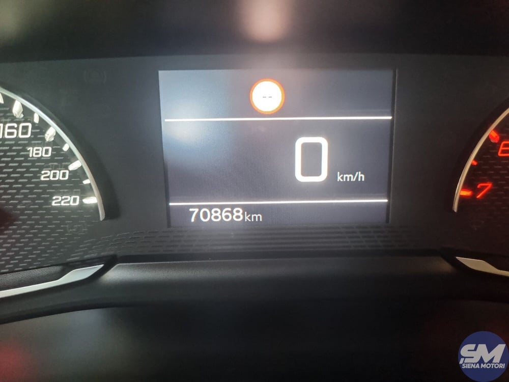 Peugeot 208 usata a Siena (9)