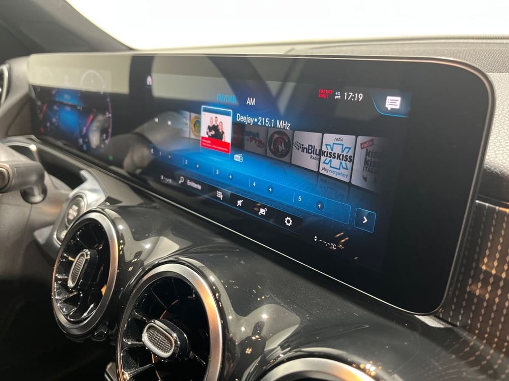 Mercedes-Benz GLB usata a Napoli (14)