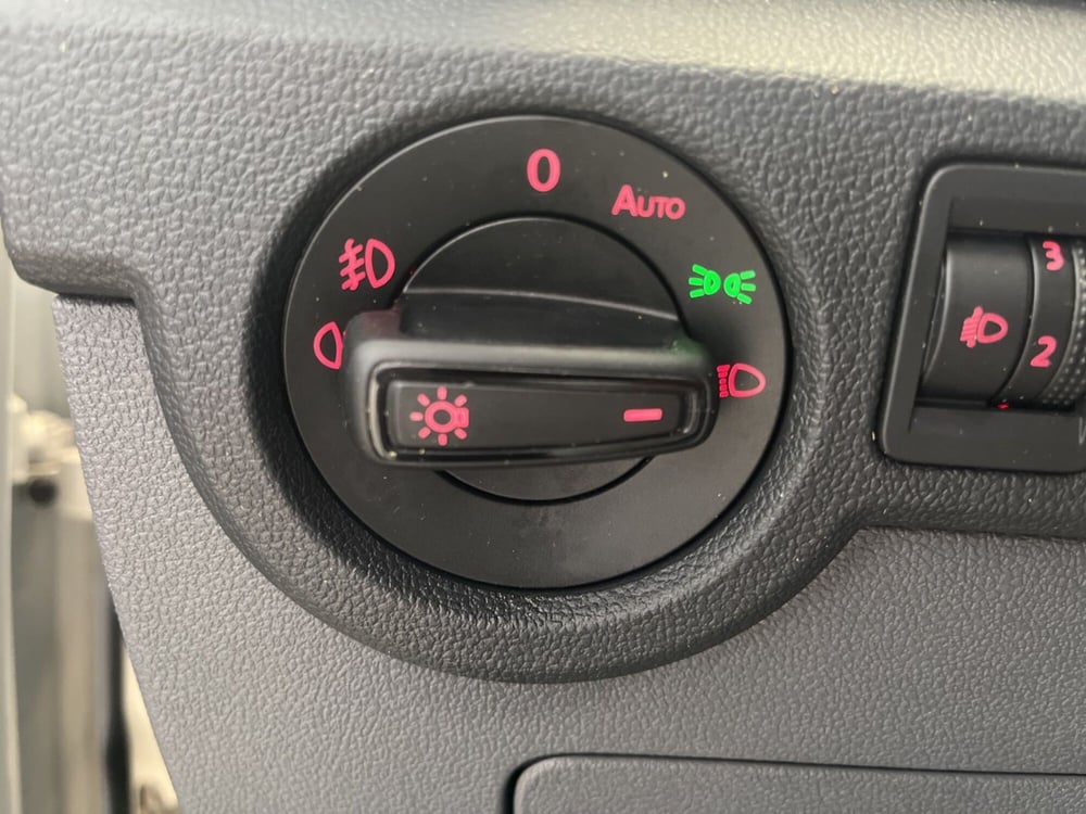 Volkswagen T-Cross usata a Salerno (17)