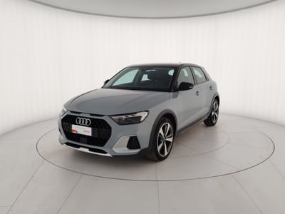 Audi A1 citycarver 30 TFSI Admired del 2021 usata a Massa