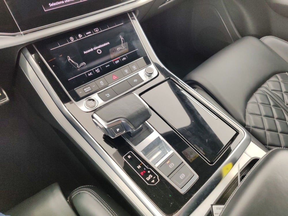 Audi Q8 usata a Massa-Carrara (11)