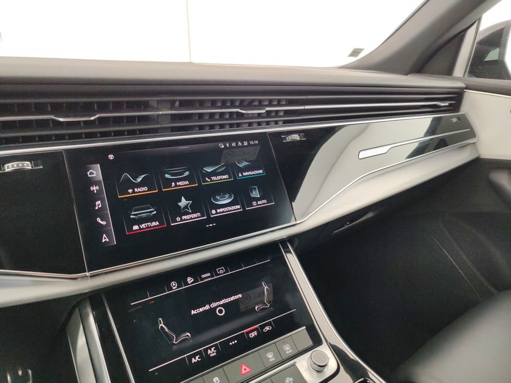 Audi Q8 usata a Massa-Carrara (12)