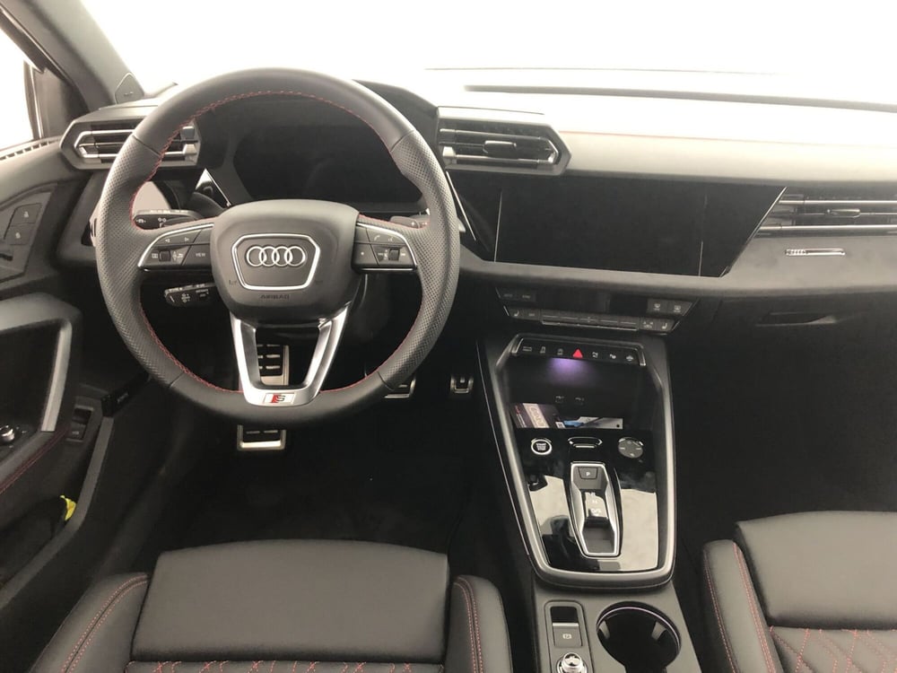 Audi A3 Sedan usata a Massa-Carrara (10)