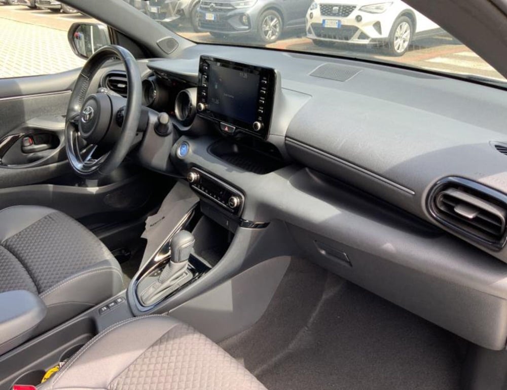 Toyota Yaris usata a Perugia (7)