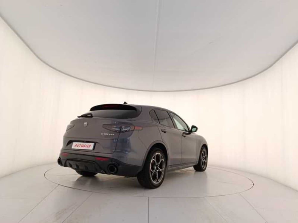 Alfa Romeo Stelvio usata a Treviso (6)