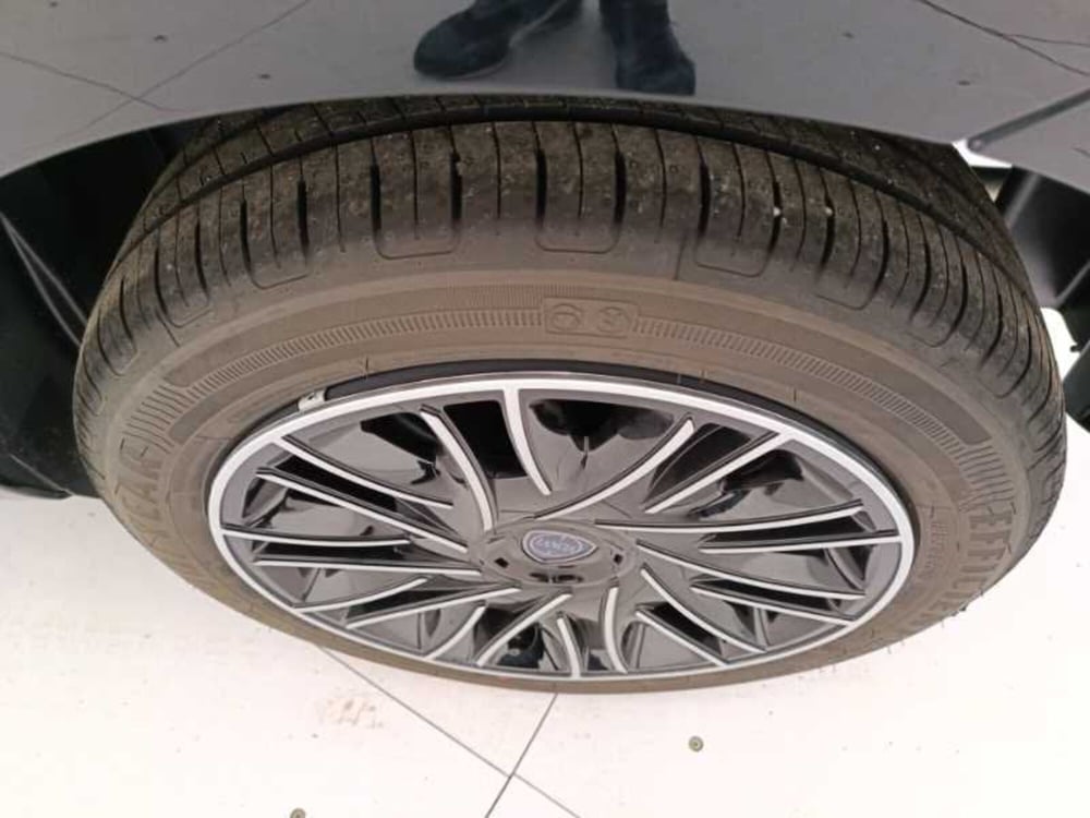 Lancia Ypsilon usata a Treviso (19)