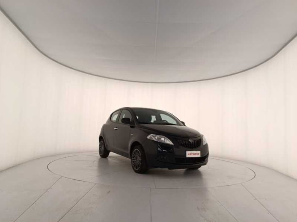 Lancia Ypsilon usata a Treviso (3)