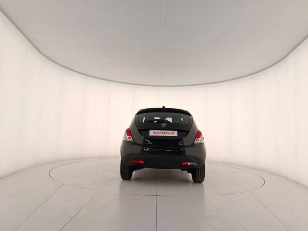 Lancia Ypsilon usata a Treviso (5)