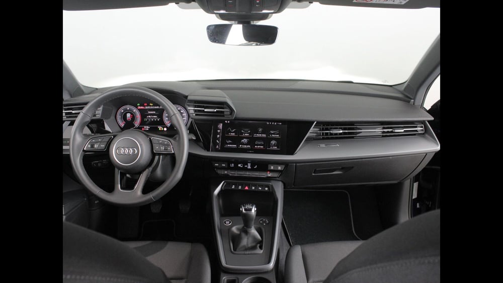 Audi A3 Sedan usata a Palermo (9)