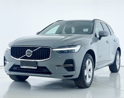Volvo XC60 B4 automatico Core del 2023 usata a Bastia Umbra