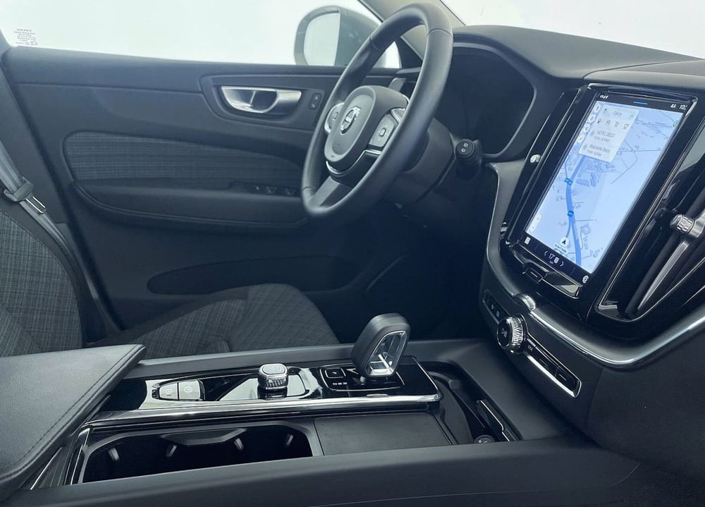 Volvo XC60 usata a Perugia (10)