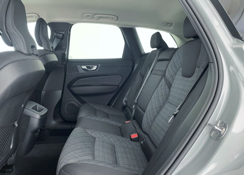 Volvo XC60 usata a Perugia (18)