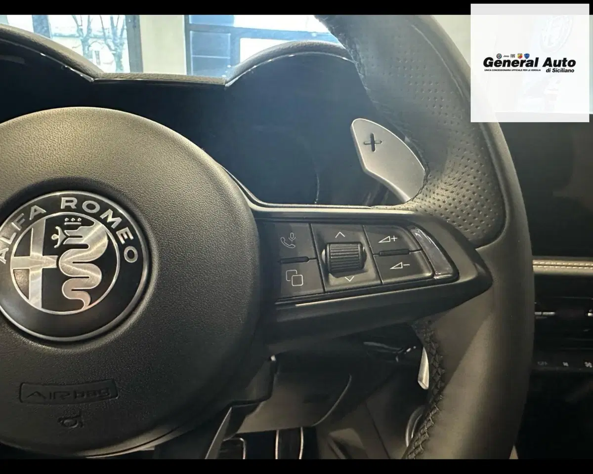 Alfa Romeo Tonale nuova a Lucca (12)