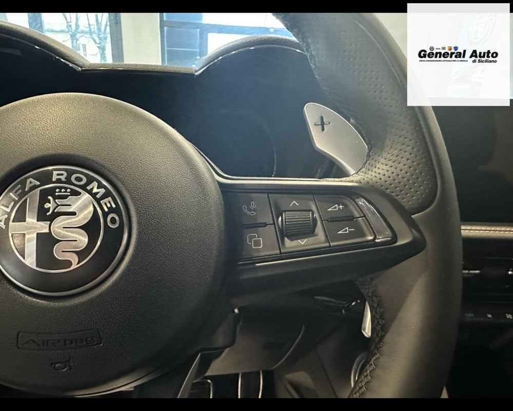 Alfa Romeo Tonale nuova a Lucca (12)