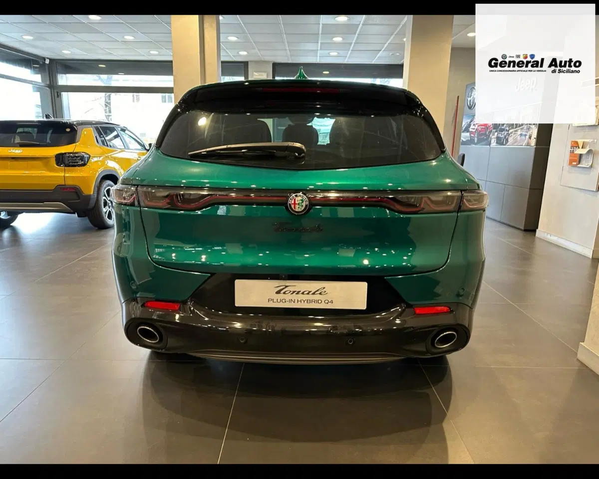 Alfa Romeo Tonale nuova a Lucca (5)