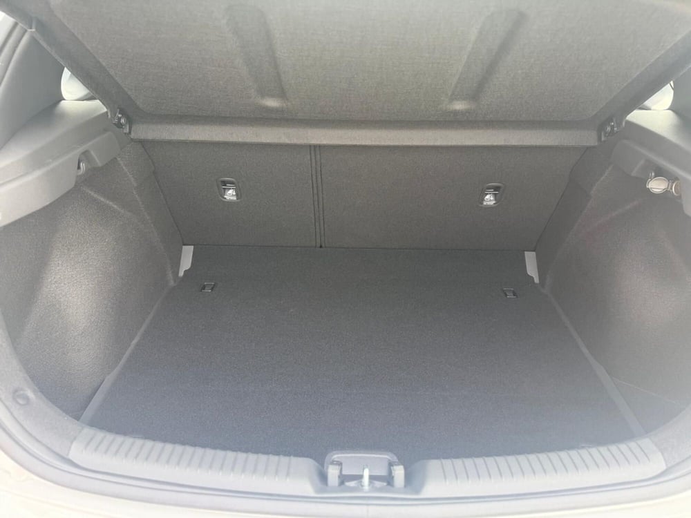 Hyundai i30 nuova a Massa-Carrara (13)