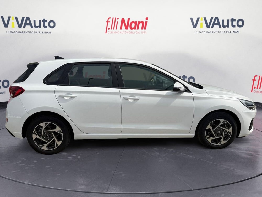 Hyundai i30 nuova a Massa-Carrara (8)