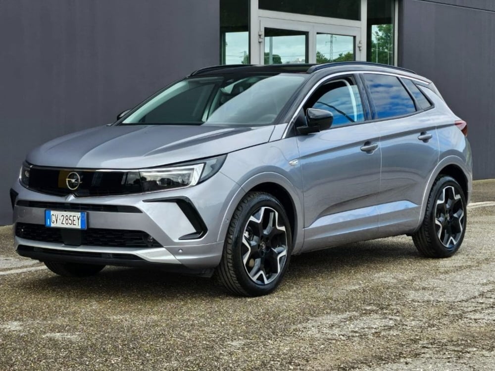 Opel Grandland usata a Foggia