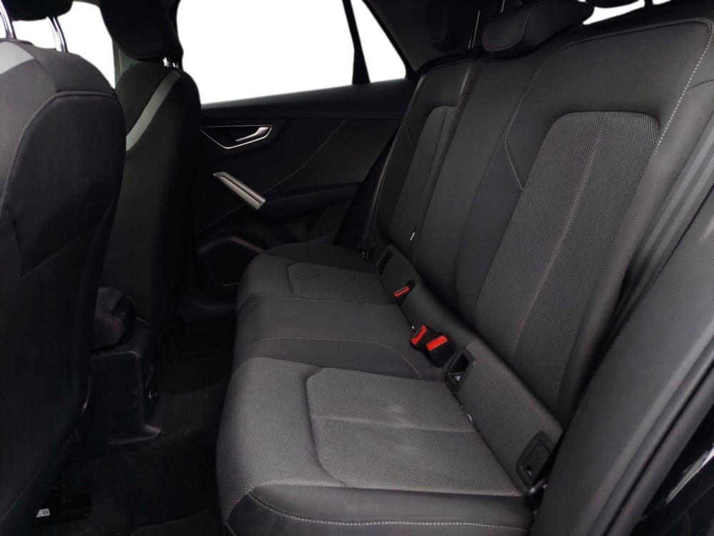 Audi Q2 usata a Bari (17)
