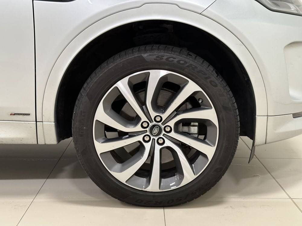 Land Rover Discovery Sport usata a Lodi (9)