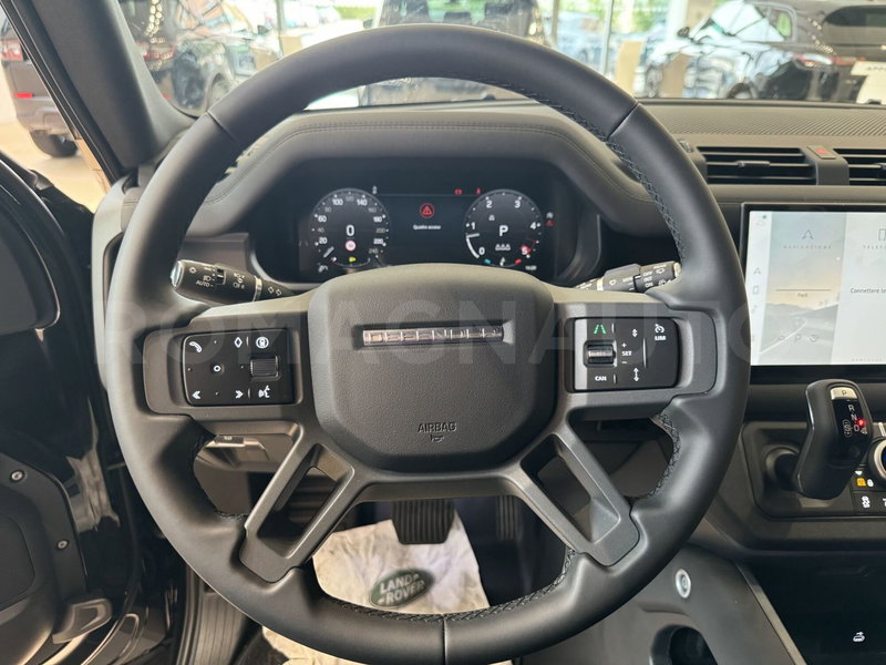 Land Rover Defender usata a Forlì-Cesena (11)