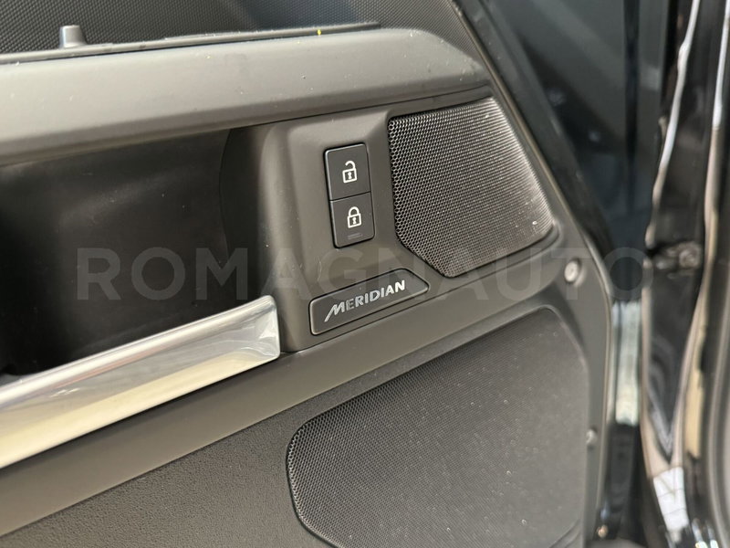 Land Rover Defender usata a Forlì-Cesena (7)