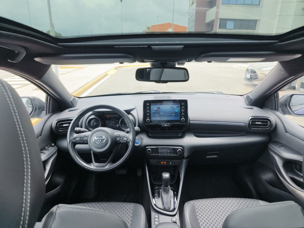 Toyota Yaris usata a Reggio Calabria (11)
