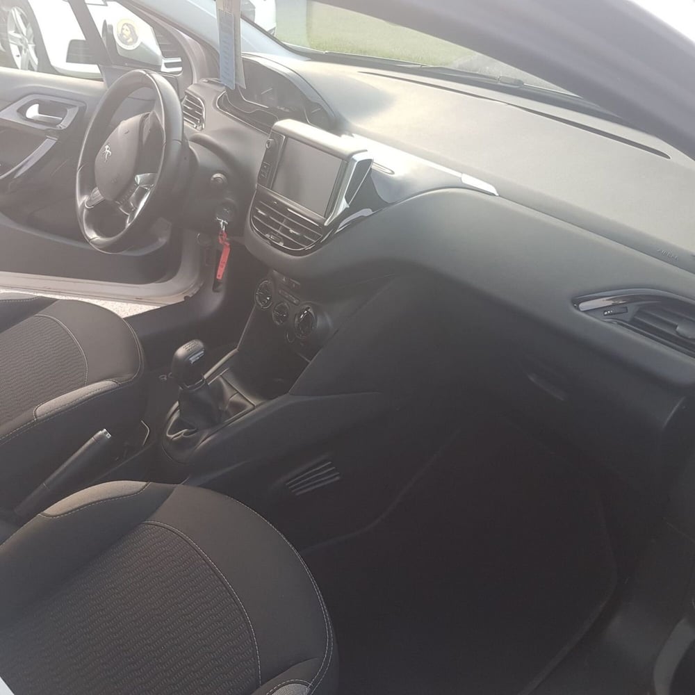 Peugeot 208 usata a Padova (12)