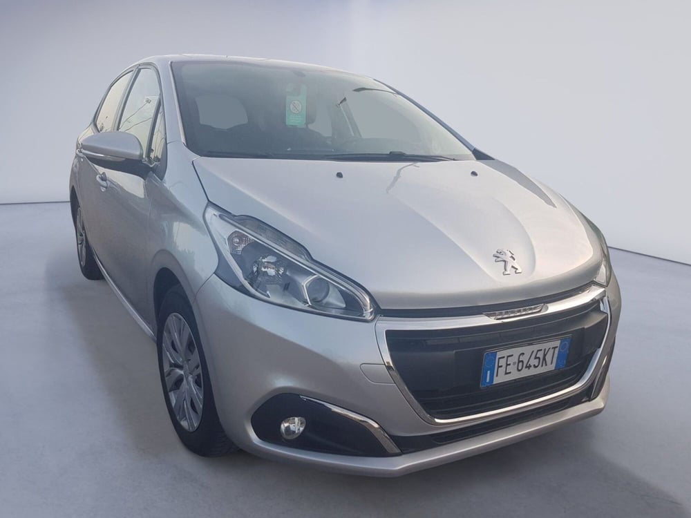 Peugeot 208 usata a Padova (3)