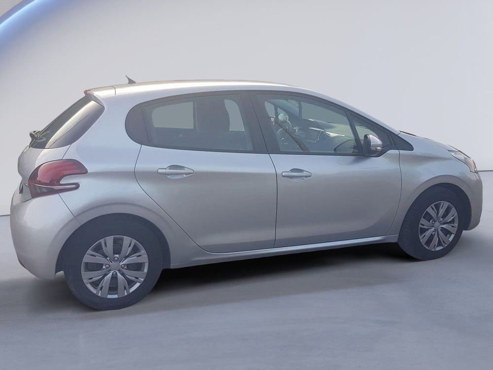 Peugeot 208 usata a Padova (8)