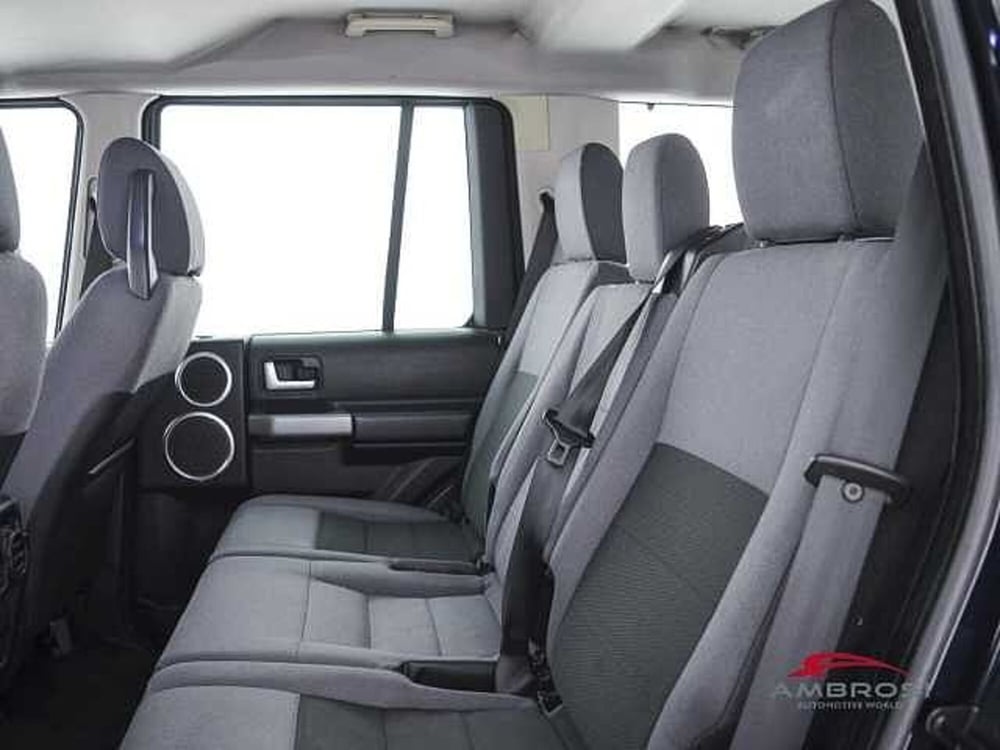 Land Rover Discovery usata a Viterbo (10)