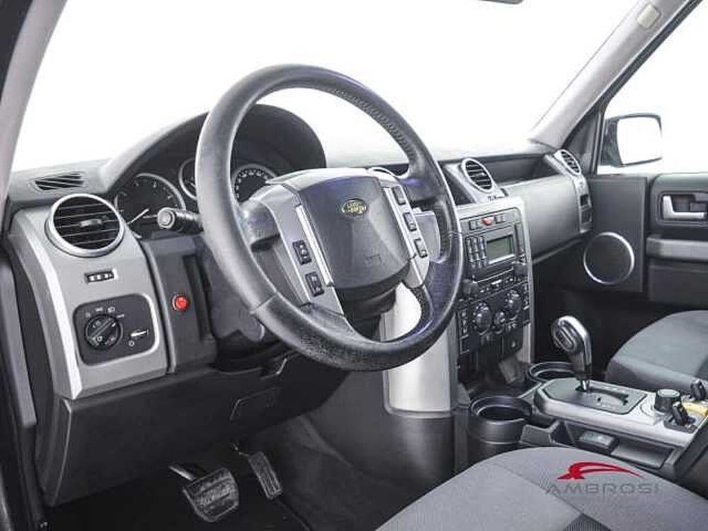 Land Rover Discovery usata a Viterbo (8)