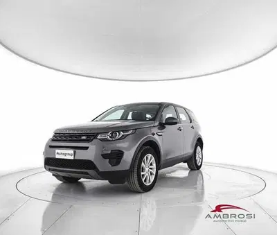Land Rover Discovery Sport 2.0 TD4 150 CV SE del 2017 usata a Viterbo