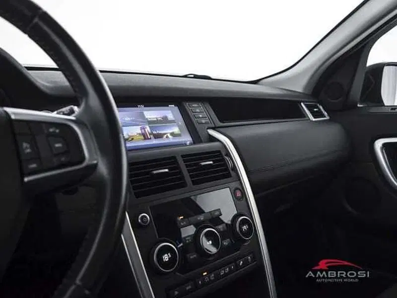 Land Rover Discovery Sport usata a Viterbo (20)