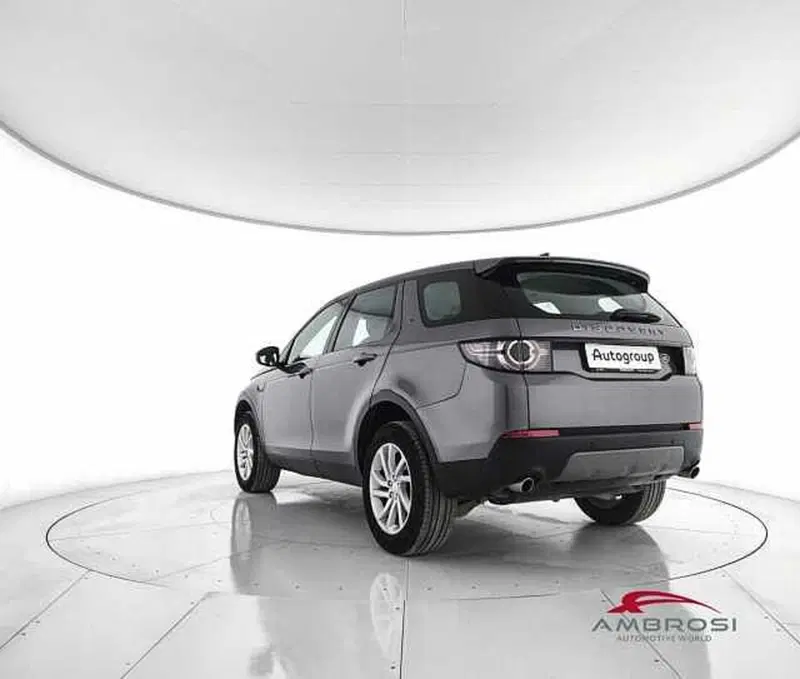Land Rover Discovery Sport usata a Viterbo (4)
