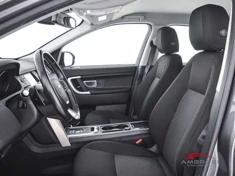 Land Rover Discovery Sport usata a Viterbo (9)