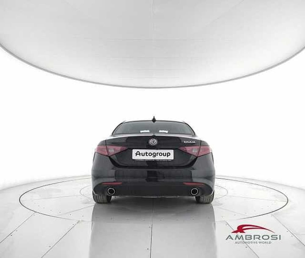 Alfa Romeo Giulia usata a Viterbo (6)