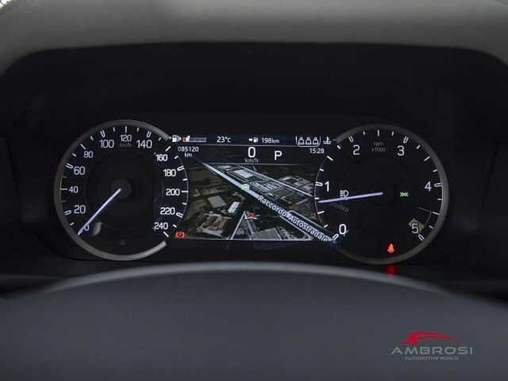Land Rover Defender usata a Viterbo (13)