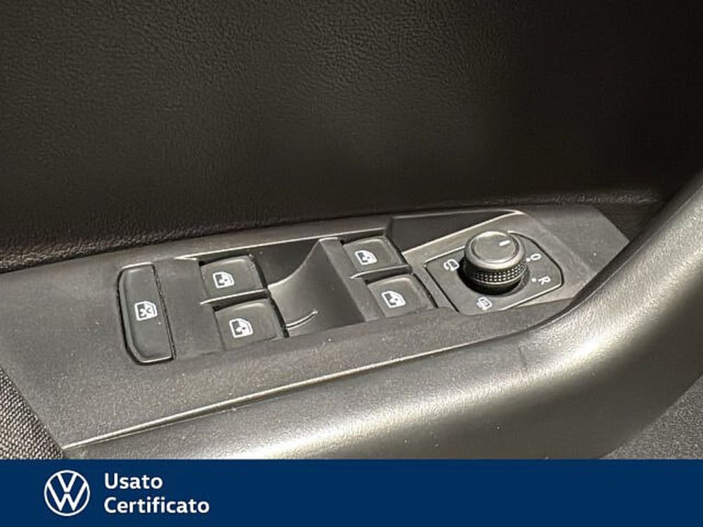 Volkswagen Taigo usata a Vicenza (15)