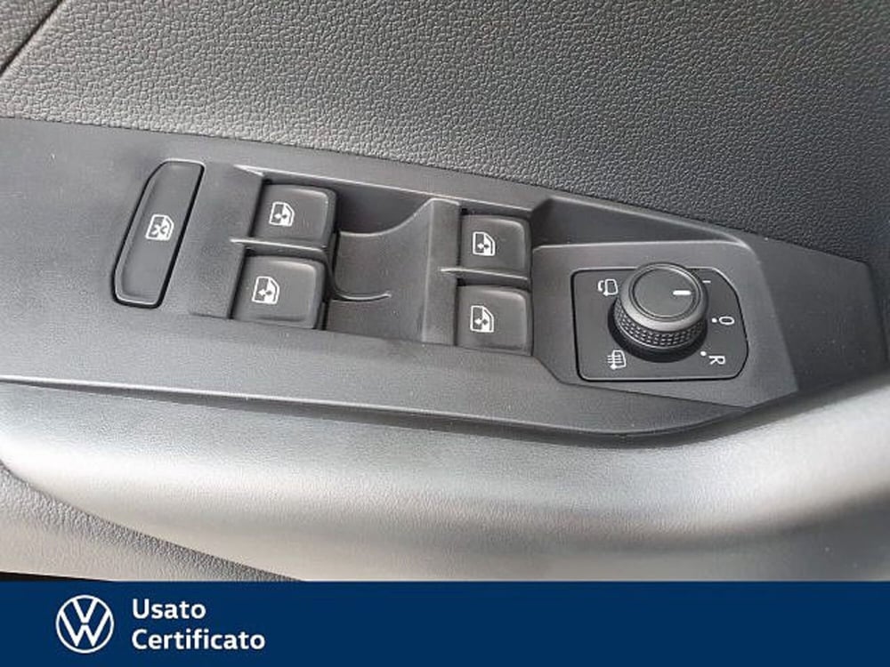 Volkswagen T-Cross usata a Vicenza (7)