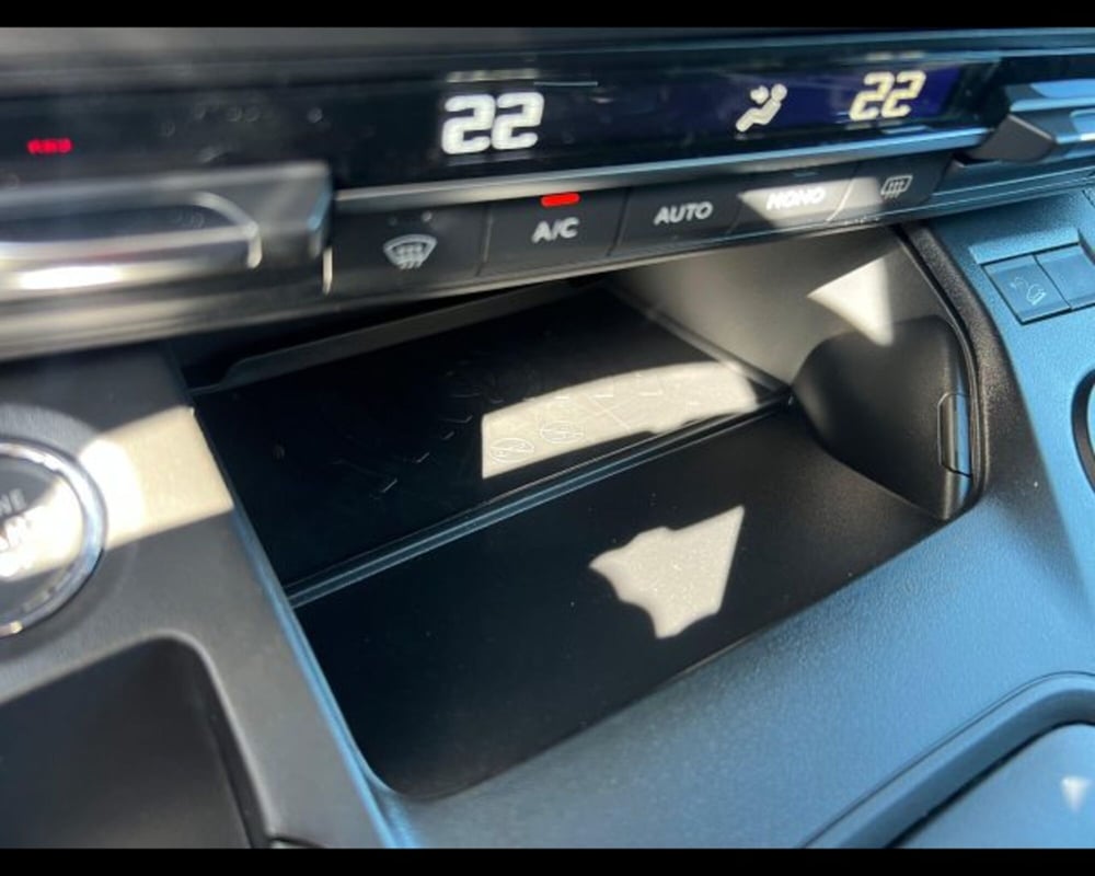 Peugeot Rifter nuova a Alessandria (16)
