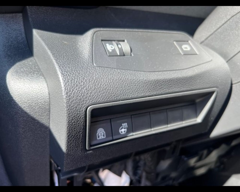 Peugeot Rifter nuova a Alessandria (17)