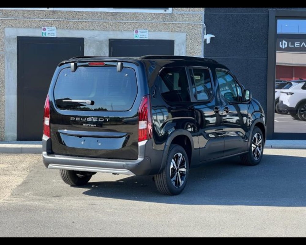 Peugeot Rifter nuova a Alessandria (7)