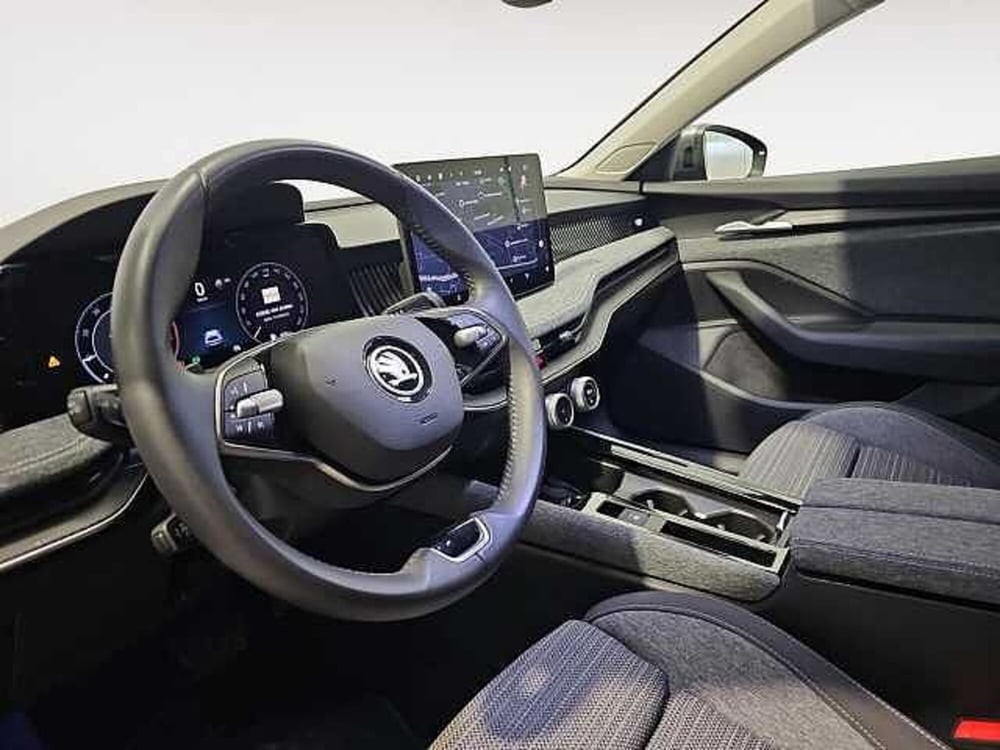Skoda Superb usata a Lecco (14)