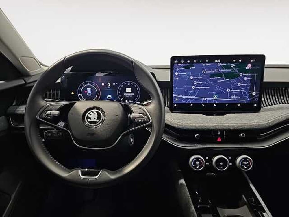 Skoda Superb usata a Lecco (9)