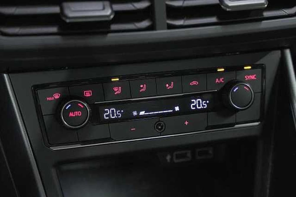 Volkswagen Polo usata a Como (19)