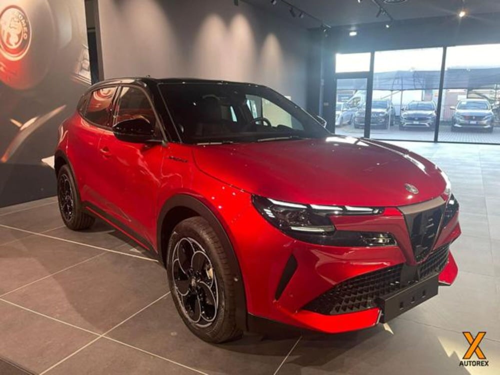 Alfa Romeo Junior nuova a Varese