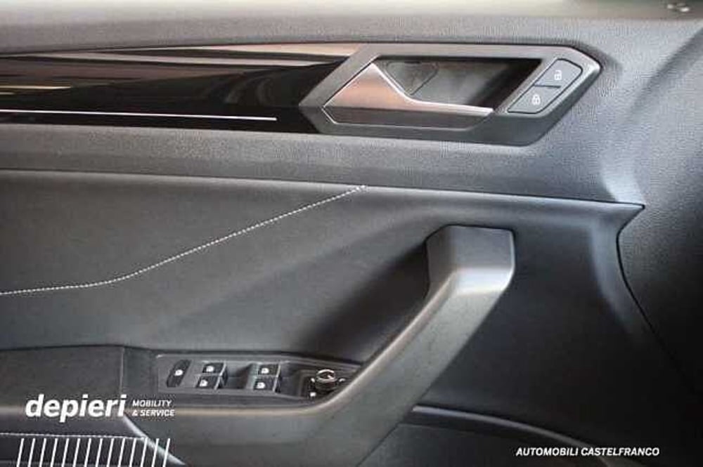 Volkswagen T-Roc usata a Treviso (14)